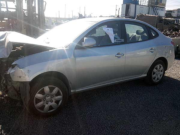  Hyundai ELANTRA 2008    EN DESARME