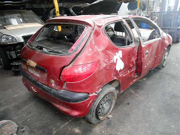  Peugeot 206 2001    EN DESARME