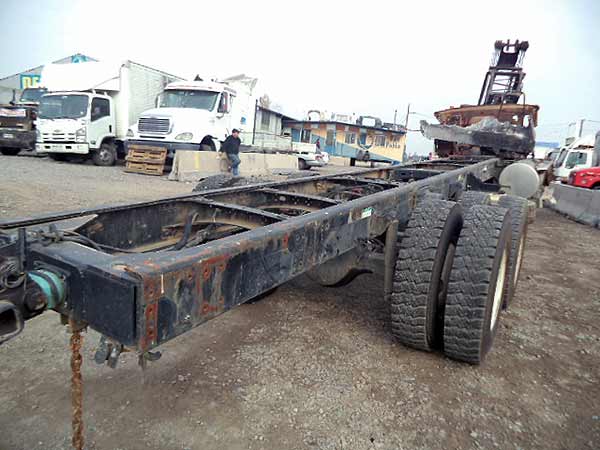  Freightliner M2 2013    EN DESARME