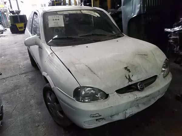  Chevrolet CORSA 1999    EN DESARME