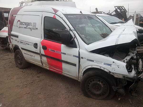  Chevrolet COMBO 2011    EN DESARME