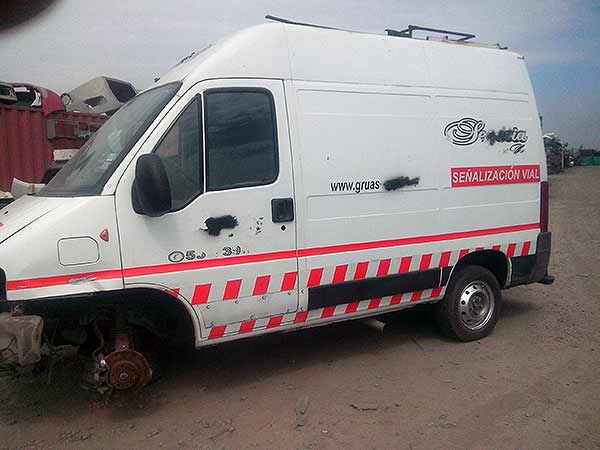  Peugeot BOXER 2004    EN DESARME