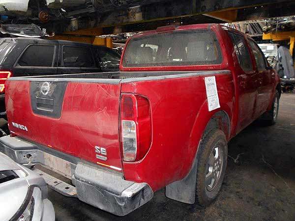  Nissan NAVARA 2010    EN DESARME