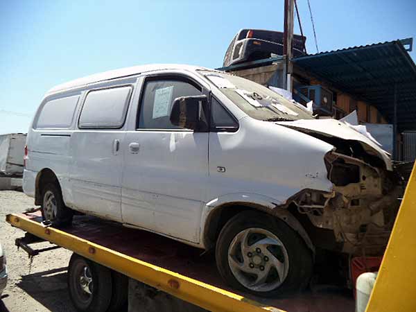  Jac REFINE 2011    EN DESARME