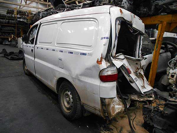 ESTANQUE ADBLUE Hyundai H1 2008  USADO  EN DESARME