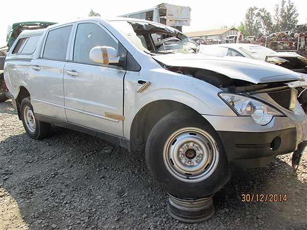 HOMOCINéTICA Ssangyong Action 2011  USADA  EN DESARME