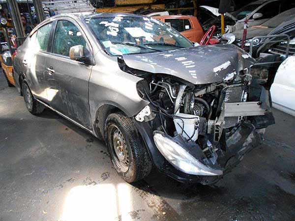  Nissan VERSA 2013    EN DESARME