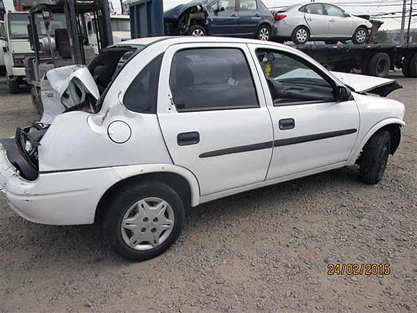  Chevrolet CORSA 2006    EN DESARME