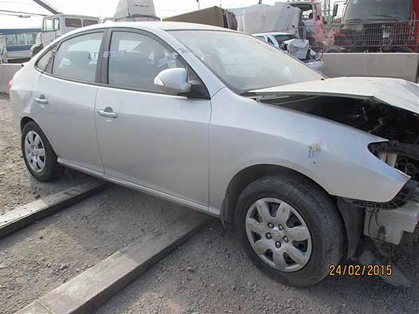  Hyundai ELANTRA 2011    EN DESARME