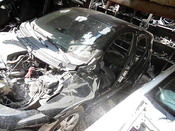  Toyota URBAN 2013    EN DESARME