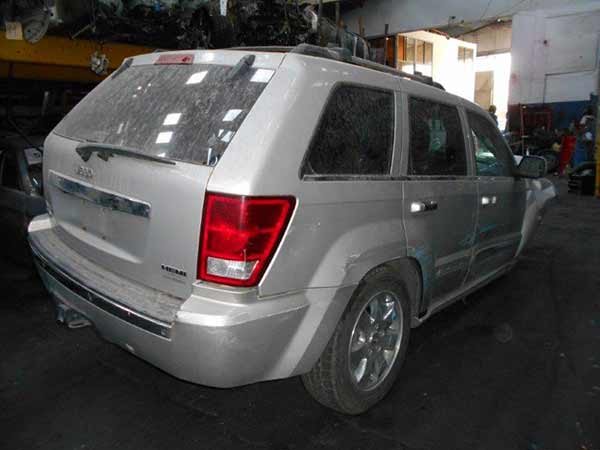 TAPABARRO Jeep GRAND CHEROKEE 2009  USADO  EN DESARME