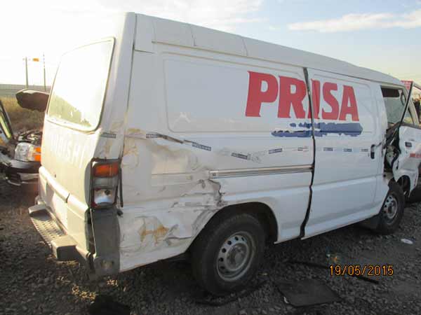  Mitsubishi L300 2013    EN DESARME