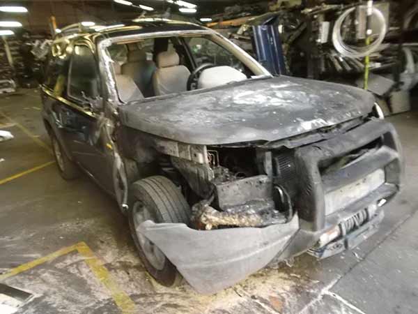 EJE Land Rover Frrelander 2000  USADO  EN DESARME