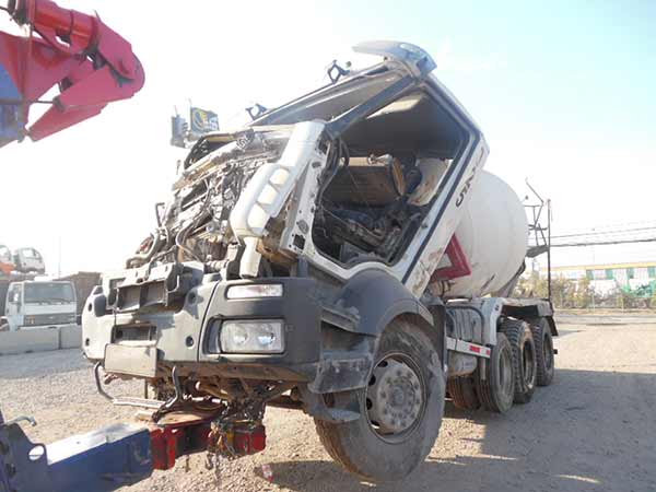 FOCO Iveco Trakker 2012  USADO  EN DESARME