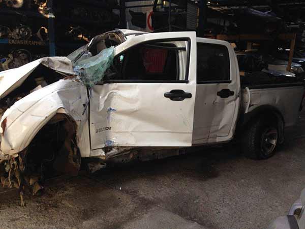  Chevrolet DMAX 2005    EN DESARME