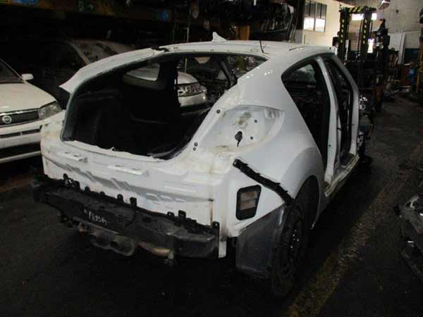  Hyundai VELOSTER 2013    EN DESARME