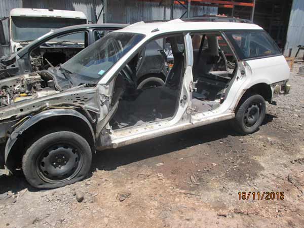 Subaru OUTBACK 2000    EN DESARME