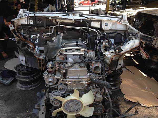 ESTANQUE DE PETROLEO Mitsubishi MONTERO 2013  USADO  EN DESARME