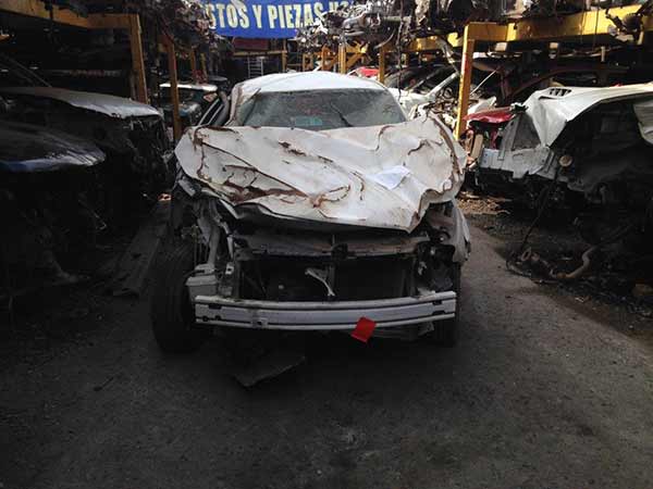  Toyota YARIS 2015    EN DESARME