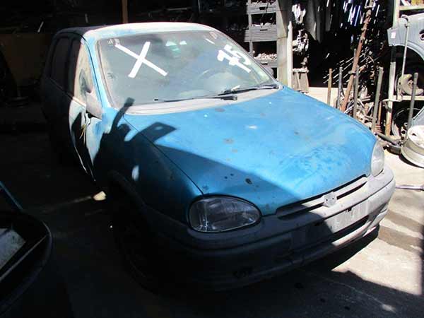  Chevrolet CORSA 2004    EN DESARME