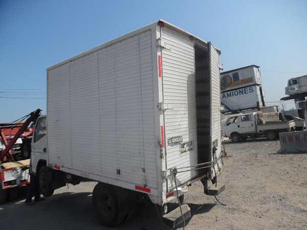 PUENTE DE APOYO Mitsubishi CANTER 2008  USADO  EN DESARME