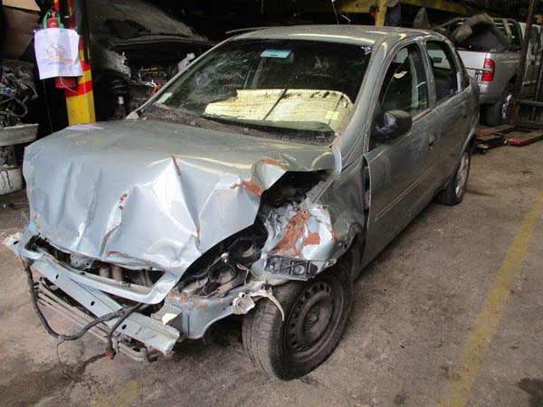  Chevrolet CORSA 2003    EN DESARME