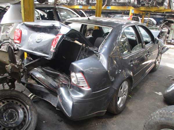  Volkswagen BORA 2009    EN DESARME