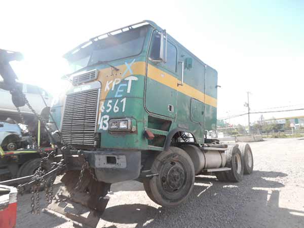  Freightliner FLA 1989    EN DESARME