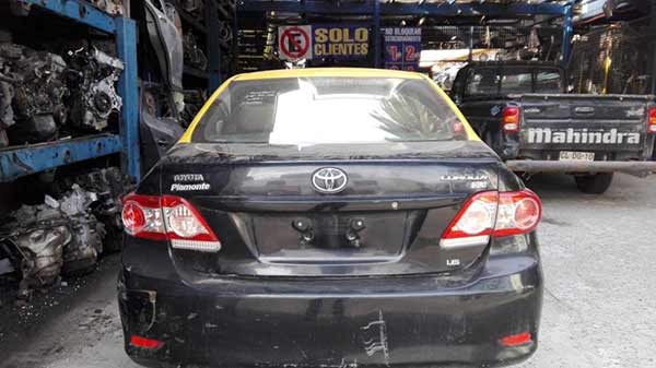  Toyota COROLLA 2014    EN DESARME