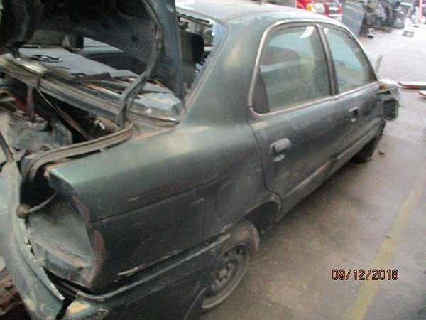 PUERTA Suzuki BALENO 2000  USADA  EN DESARME