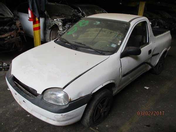  Chevrolet CORSA 2003    EN DESARME