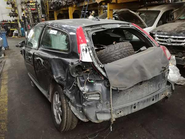DEPRESOR DE FRENO Volvo C30 2009  USADO  EN DESARME