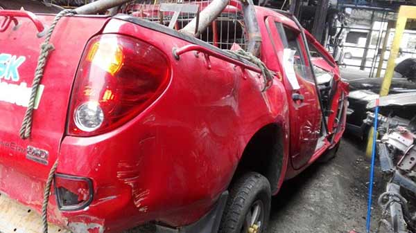 ESTANQUE DE PETROLEO Mitsubishi L200 2014  USADO  EN DESARME