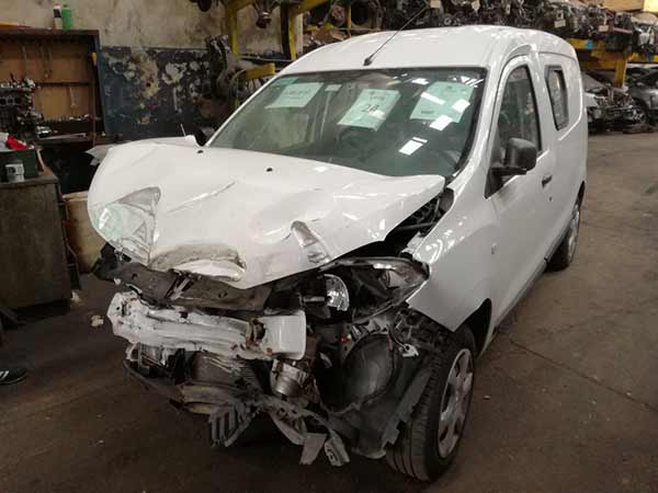 CAJA DE CAMBIOS Renault DOKKER   USADA  EN DESARME