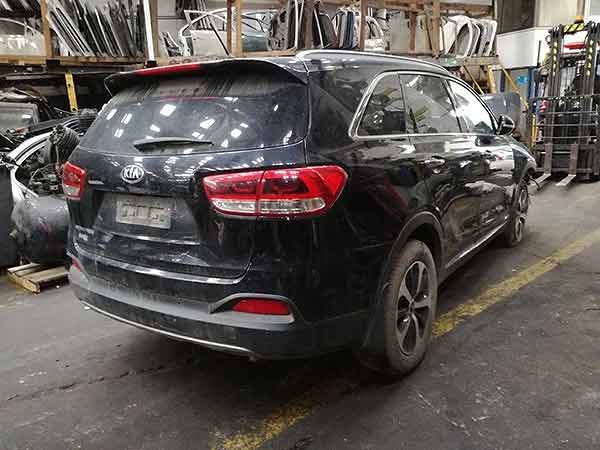 Kia SORENTO 2015    EN DESARME