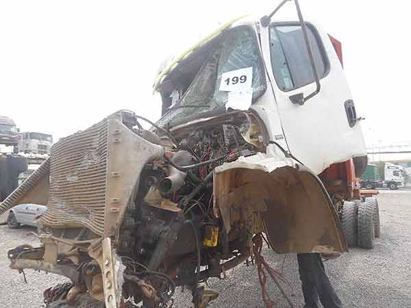 TOLVA Freightliner M2 2010  USADA  EN DESARME