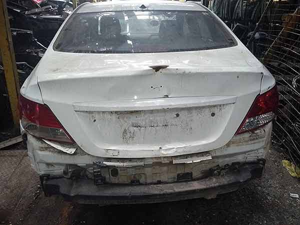  Hyundai ACCENT 2013    EN DESARME
