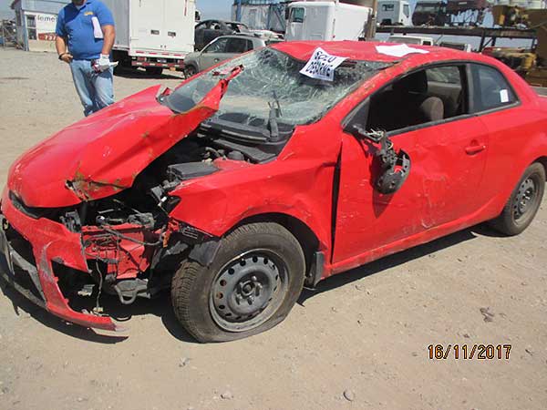  Kia Koup 2011    EN DESARME