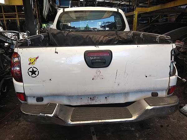  Mitsubishi L200 2014    EN DESARME