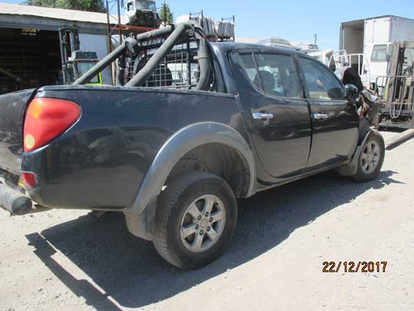  Mitsubishi L200 2014    EN DESARME