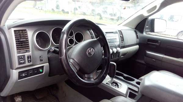  Toyota TUNDRA 2012    EN DESARME