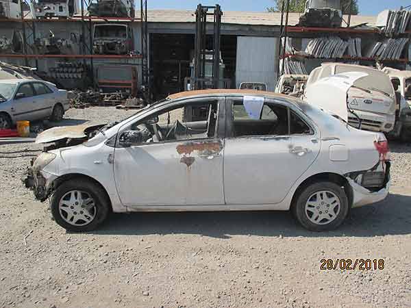  Toyota YARIS 2006    EN DESARME