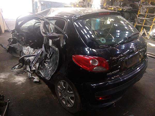 FOCO Peugeot 207 2012  USADO  EN DESARME
