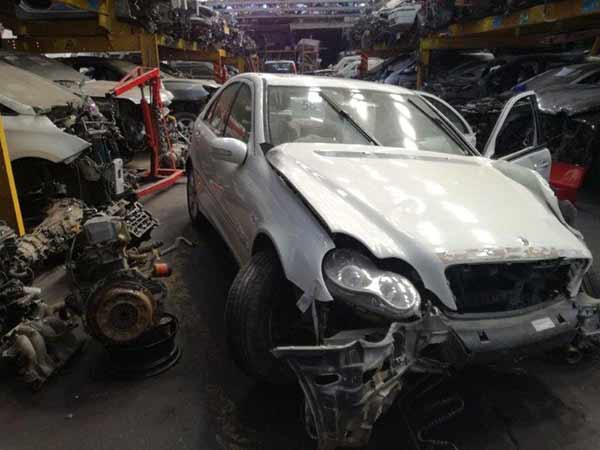 VIDRIO Mercedes-Benz C180 2008  USADO  EN DESARME