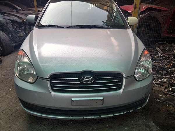  Hyundai ACCENT 2010    EN DESARME