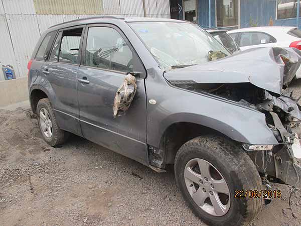  Suzuki GRAND NOMADE 2006    EN DESARME