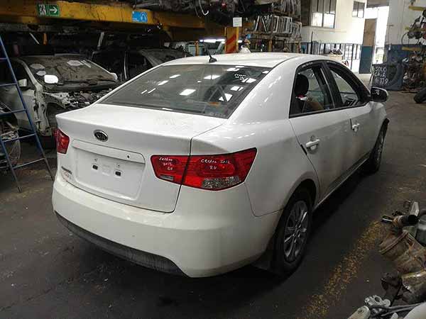 HOMOCINéTICA Kia CERATO 2012  USADA  EN DESARME