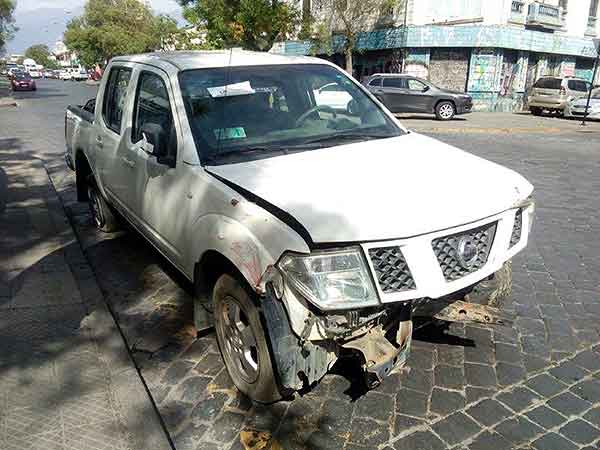  Nissan NAVARA 2011    EN DESARME
