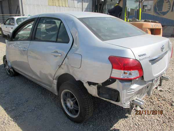  Toyota YARIS 2011    EN DESARME