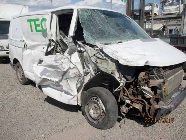  Volkswagen Transporter 2015    EN DESARME